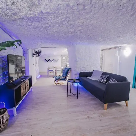 Preciosa Casa-cueva Con Banera * 帕特纳